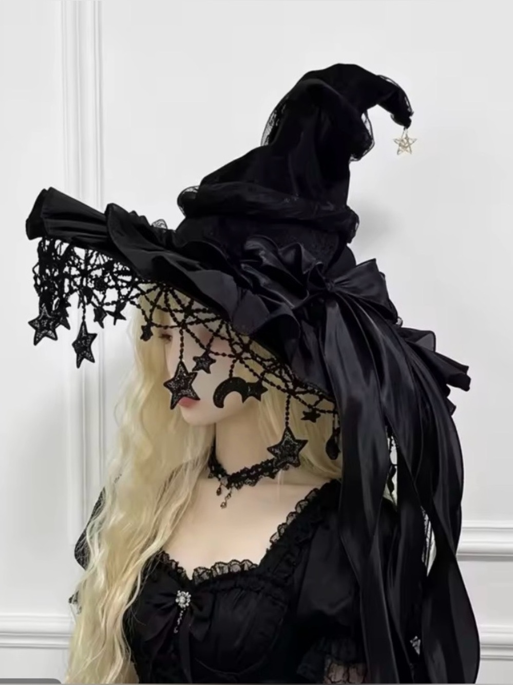 Which hat Halloween lace trim moon pendant stars Velvet NWT